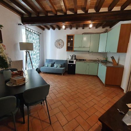 Apartmán Mentana 14 Parma Exteriér fotografie